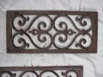 Twee stuks Gietijzeren deurroosters, Raamroosters., Ophalen of Verzenden