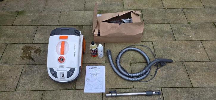 Was stofzuiger: Thomas Twin Aquawash Pet, Witgoed en Apparatuur, Stofzuigers, Zo goed als nieuw, Waterstofzuiger, 1200 tot 1600 watt