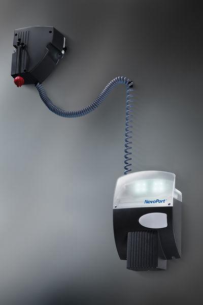 Novoferm Novoport 3 LED aandrijving incl. 2 nieuwe zenders, Doe-het-zelf en Verbouw, Deuren en Horren, Zo goed als nieuw, Garagedeur