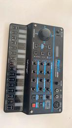 Behringer Pro VS Mini, Muziek en Instrumenten, Midi-apparatuur, Ophalen of Verzenden, Zo goed als nieuw