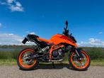 KTM Duke 390 2025 - Slechts 1.100 km!, Motoren, Particulier, Naked bike