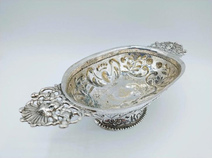 Friese brandewijnkom, 18 / 19e eeuws, Antiek en Kunst, Antiek | Goud en Zilver, Zilver, Verzenden