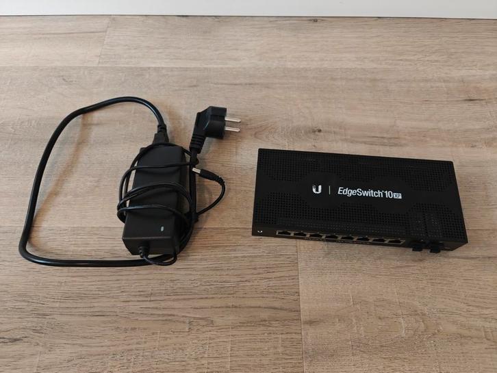Ubiquiti Edgeswitch 10XP PoE + SFP, Computers en Software, Netwerk switches, Zo goed als nieuw, Ophalen of Verzenden