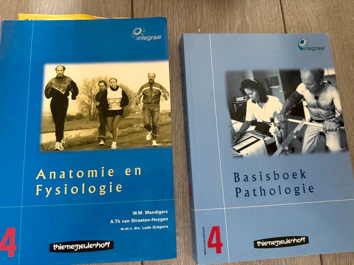 Verpleegkunde Boeken: Anatomie & Pathologie, Boeken, Studieboeken en Cursussen, Zo goed als nieuw, MBO, Beta, Ophalen of Verzenden