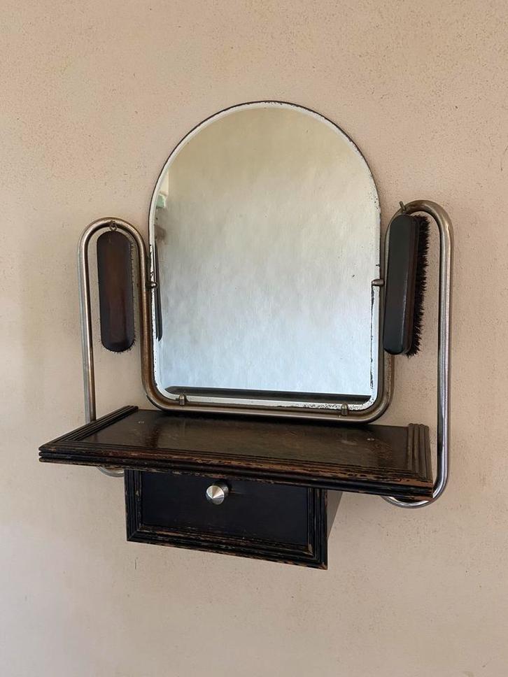 Charmant Retro Spiegelkastje met originele Kledingborstels, Huis en Inrichting, Woonaccessoires | Spiegels, Gebruikt, 50 tot 75 cm