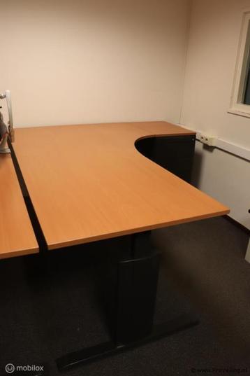 Online Veiling: Bureautafel  incl. ladekast| In hoogte ve... beschikbaar voor biedingen