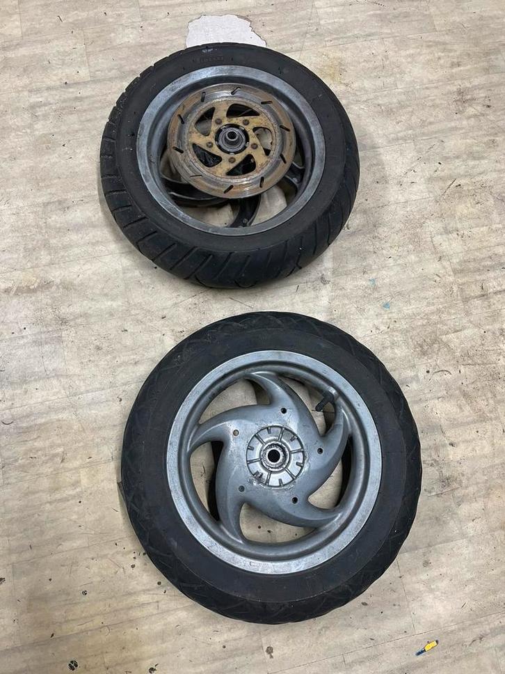 Gilera runner 125cc - 180cc velgenset single disk, Motoren, Tuning en Styling, Ophalen