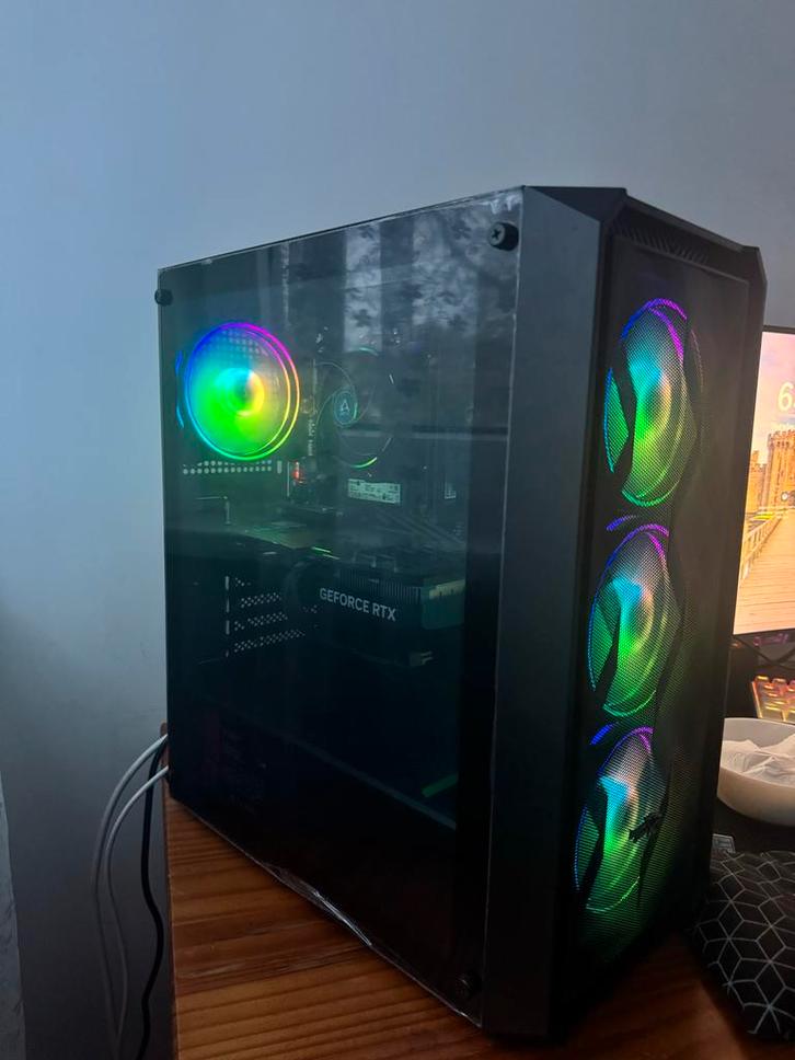 compleet PC setup, Computers en Software, Desktop Pc's, Gebruikt, 3 tot 4 Ghz, SSD, 32 GB, Met videokaart, Gaming, Ophalen