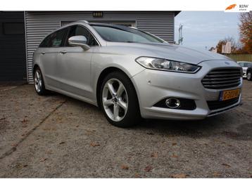 Ford Mondeo Wagon 1.5 Titanium LET OP! scheurtje in cilinder beschikbaar voor biedingen