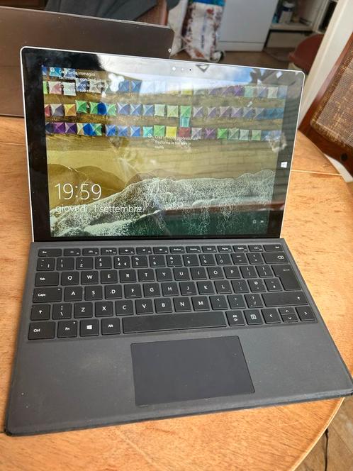 Surface Pro 3 - i5, 4GB, 128GB - minor Touchscreen Issue, Computers en Software, Windows Laptops, Gebruikt, 12 inch, SSD, Onbekend