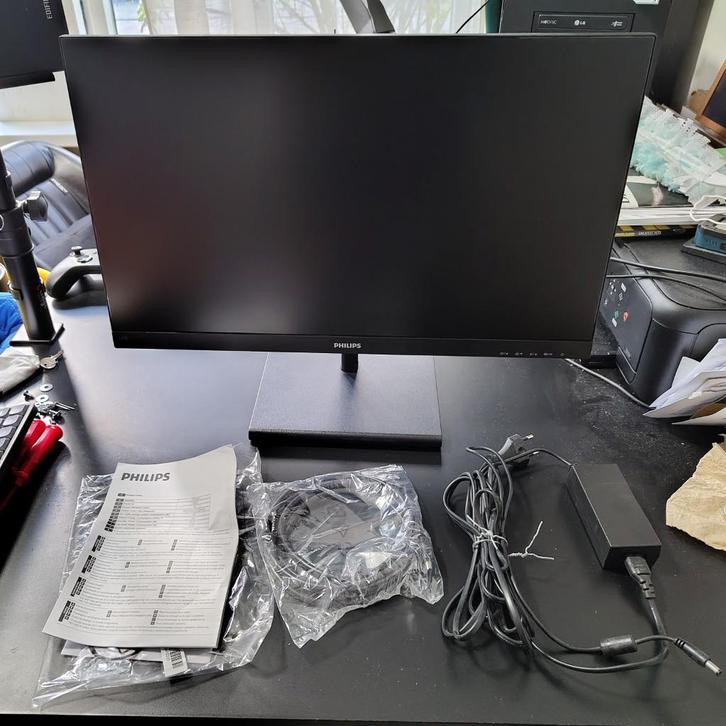 Philips E-line 245E1S 24 inch WQHD monitor, Computers en Software, Monitoren, Gebruikt, 61 t/m 100 Hz, DisplayPort, HDMI, VGA