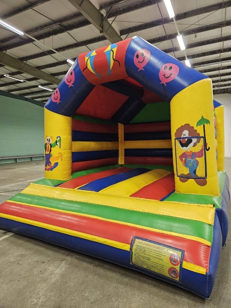 Springkussen huren - 4x5 meter, Hobby en Vrije tijd, Feestartikelen | Verhuur, Zo goed als nieuw, Overige, Ophalen