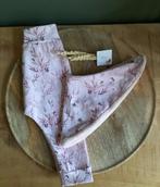 Nieuw, Handgemaakt tricot broekje & slab. Mt 68, Kinderen en Baby's, Babykleding | Maat 68, Broekje, Meisje, Nieuw, Ophalen of Verzenden