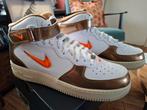 Nike Air Force 1 Mid QS Orange Ale Brown DH5623100, Ophalen, Overige kleuren, Nike, Nieuw