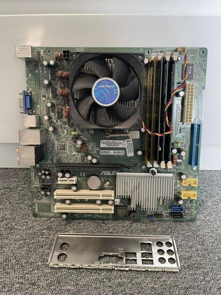 Asus M2NS-NVM/S, Computers en Software, Vintage Computers, Ophalen of Verzenden
