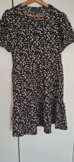 Bloemetjesjurk maat 40 - Nieuw!, Kleding | Dames, Jurken, Primark, Zwart, Nieuw, Ophalen of Verzenden