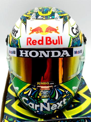 Max Verstappen 1/2 helm Brazilian GP 2021 beschikbaar voor biedingen