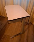 Vintage kinder bureau met opberg ruimte, Ophalen, Zo goed als nieuw, Tafel(s)