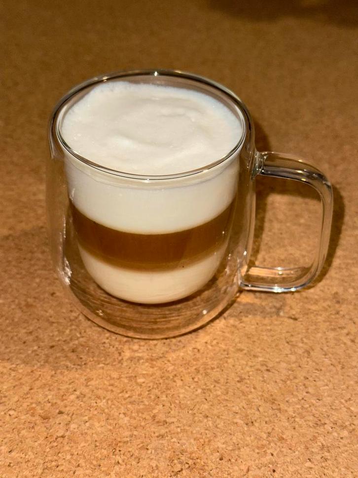 Dubbelwandige glazen mok 250ml met deksel, Huis en Inrichting, Keuken | Keukenbenodigdheden, Nieuw, Ophalen of Verzenden