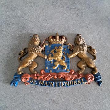 Antiek gietijzeren muur wapenschild, 60's.  beschikbaar voor biedingen