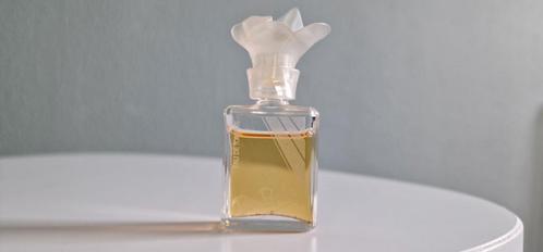 Parfum miniatuur Betty Barclay EDT 5ml, Verzamelen, Parfumverzamelingen, Zo goed als nieuw, Miniatuur, Gevuld, Verzenden