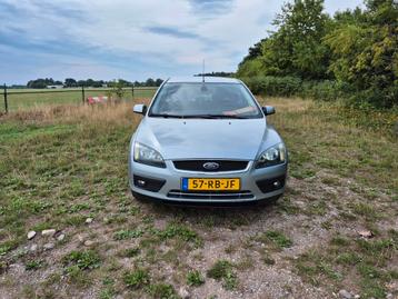 Ford Focus 1.6 74KW 5D 2005 Grijs beschikbaar voor biedingen