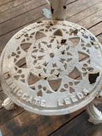 Victorian Engels Bistrotafeltje, Ophalen