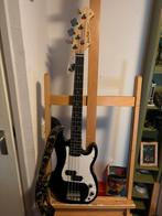 Basgitaar en basluidspreker, Muziek en Instrumenten, Snaarinstrumenten | Gitaren | Bas, Ophalen, Gebruikt, Elektrisch