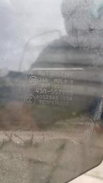 Toyota  avensis links achter  ruit, Ophalen