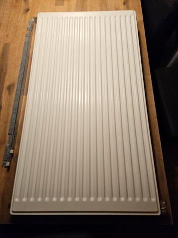 Dubbele Plaat Radiator beschikbaar voor biedingen