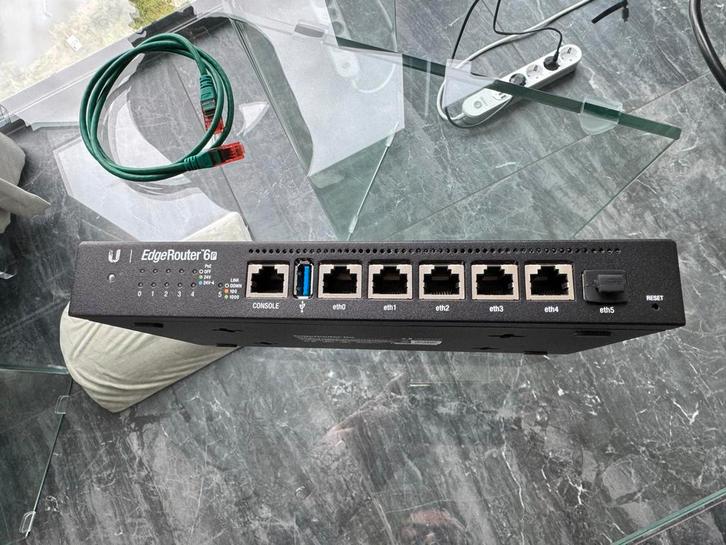 Ubiquiti EdgeRouter 6p, Computers en Software, Routers en Modems, Gebruikt, Router, Ophalen of Verzenden