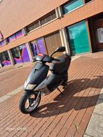 Aprilia sr 70cc, Fietsen en Brommers, Scooters | Piaggio, Ophalen of Verzenden, Zo goed als nieuw, Tweetakt, Overige modellen
