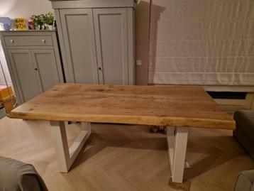 Houten tafel met stalen poten - 1x2m LOODS5 beschikbaar voor biedingen