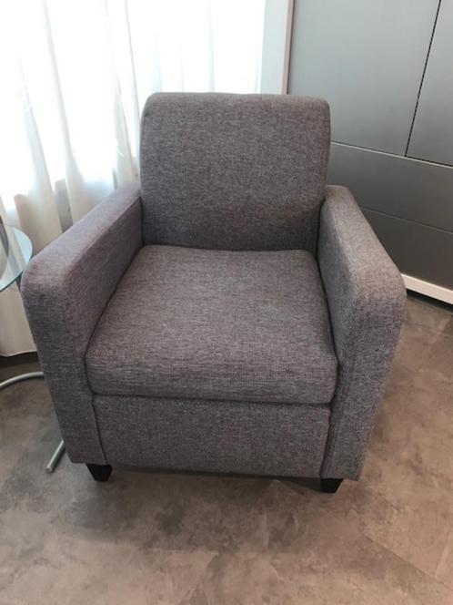 Brede fauteuil, Huis en Inrichting, Fauteuils, Gebruikt, Hout, Stof, 50 tot 75 cm, Minder dan 75 cm, Ophalen