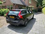 Volvo V60 D6 215pk Plug-in Hybrid 2013 Zwart, Auto's, Volvo, Automaat, 1849 kg, Beige, Zwart