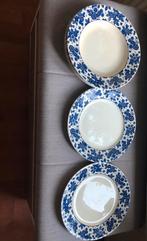 Beatrix servies: dinerborden, diepe borden en hapjesschaal, Antiek en Kunst, Ophalen of Verzenden