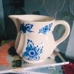 Melkkan blauw wit porselein, retro / vintage, Ophalen