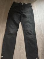 Zwarte Zara Jeans - Maat 38, Kleding | Dames, Spijkerbroeken en Jeans, Ophalen of Verzenden, Zo goed als nieuw, Zwart, W28 - W29 (confectie 36)