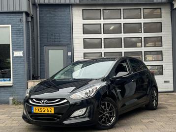 Hyundai I30 1.6 GDI Go! | Clima | Cruise | Camera | Navi beschikbaar voor biedingen
