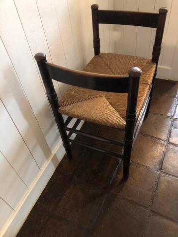 Halbankje, brocante krukje houten kruk met biezen zitting beschikbaar voor biedingen
