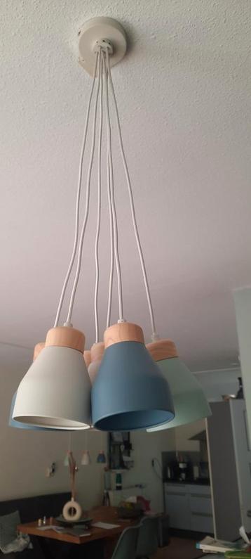 Lamp  beschikbaar voor biedingen