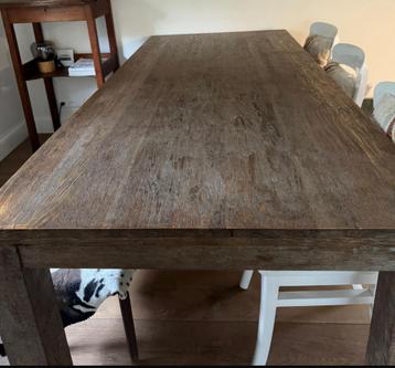 Prachtige houten eettafel! beschikbaar voor biedingen