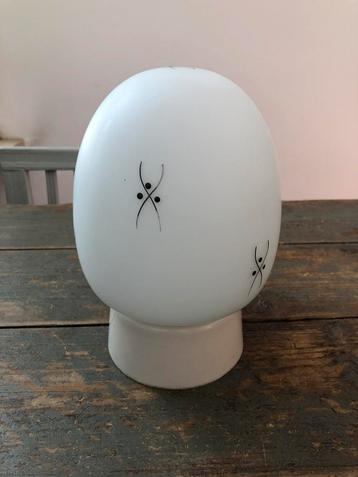 AUTHENTIEKE VINTAGE LAMP PLAFONDLAMP MELKGLAS MOTIEF JAREN beschikbaar voor biedingen