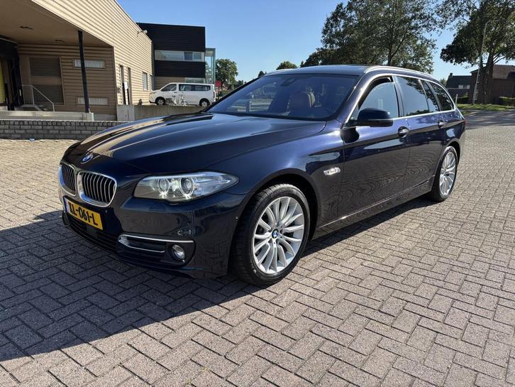 BMW 5 Serie Touring 520i Luxury Edition automaat [ Full opti, Auto's, BMW, Bedrijf, Te koop, 5-Serie, 360° camera, ABS, Achteruitrijcamera