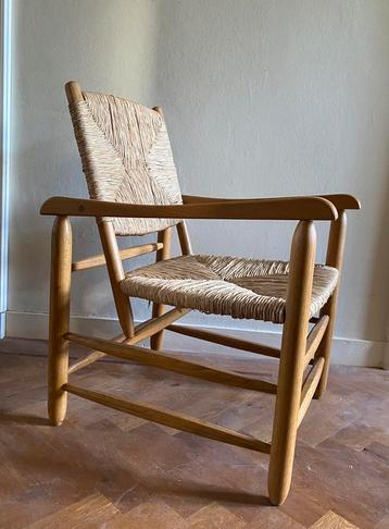 Charlotte Perriand leunstoel model 21 Chamrousse beschikbaar voor biedingen