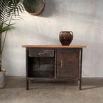 Oude werkbank, werktafel, dressoir, industrieel meubel, Ophalen