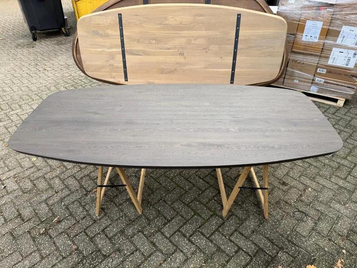 Tafelblad Montpellier l Whoon l Room108 lvan €1423 voor €699, Huis en Inrichting, Tafels | Eettafels, Gebruikt, 100 tot 150 cm