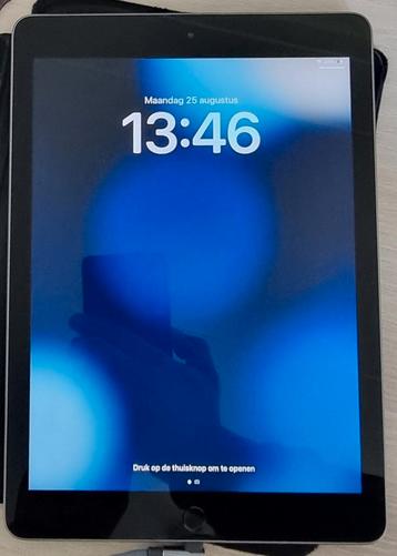 Apple iPad 6th Gen - Zeer nette staat beschikbaar voor biedingen