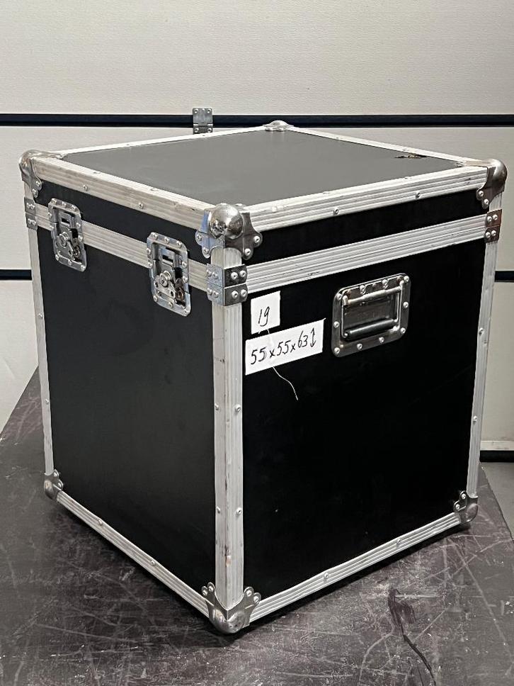 flightcase nr 19, Muziek en Instrumenten, Behuizingen en Koffers, Gebruikt, Overige instrumenten, Flightcase, Ophalen