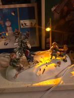 Lemax sleeën touwtrekken en molen in de sneeuw, Diversen, Ophalen of Verzenden, Zo goed als nieuw